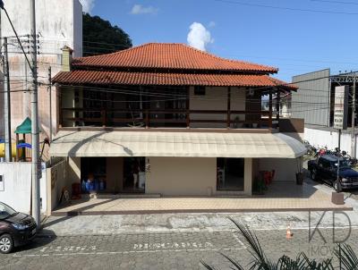 Casa para Venda, em Itajaí, bairro Carvalho, 6 dormitórios, 4 banheiros, 4 vagas